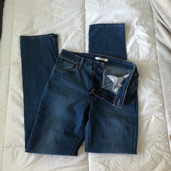 levis straight 714